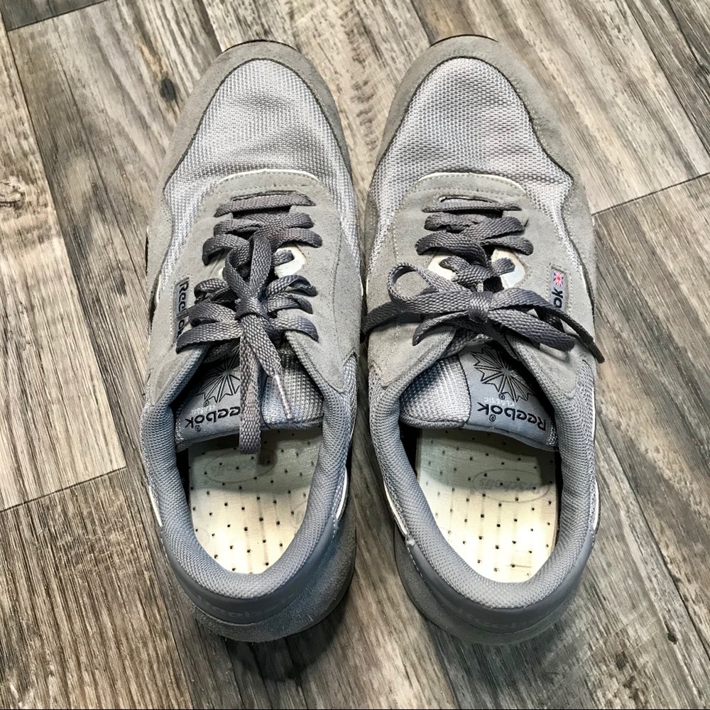 Reebok Classic Sneakers - 13 - Picture 4 of 8